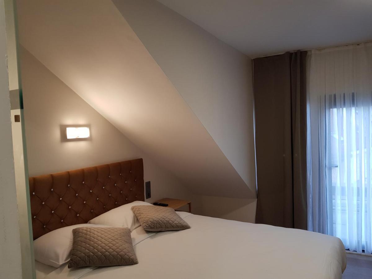 Meribel 3* Saint-Josse-ten-Noode